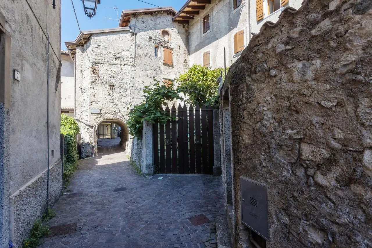 Casa Rita App 2 Apartment Tremosine Italy