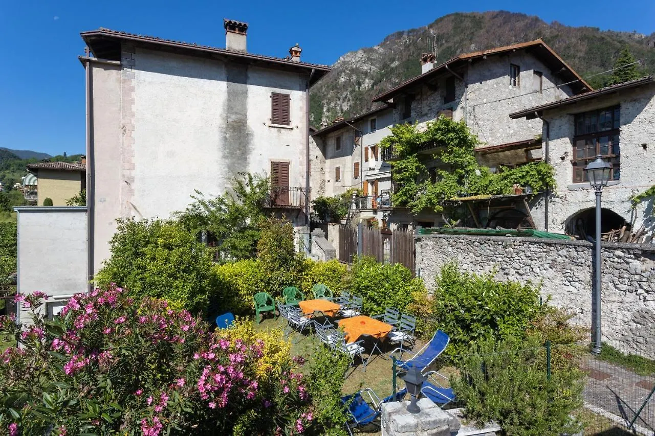 Casa Rita App 2 Apartment Tremosine Italy